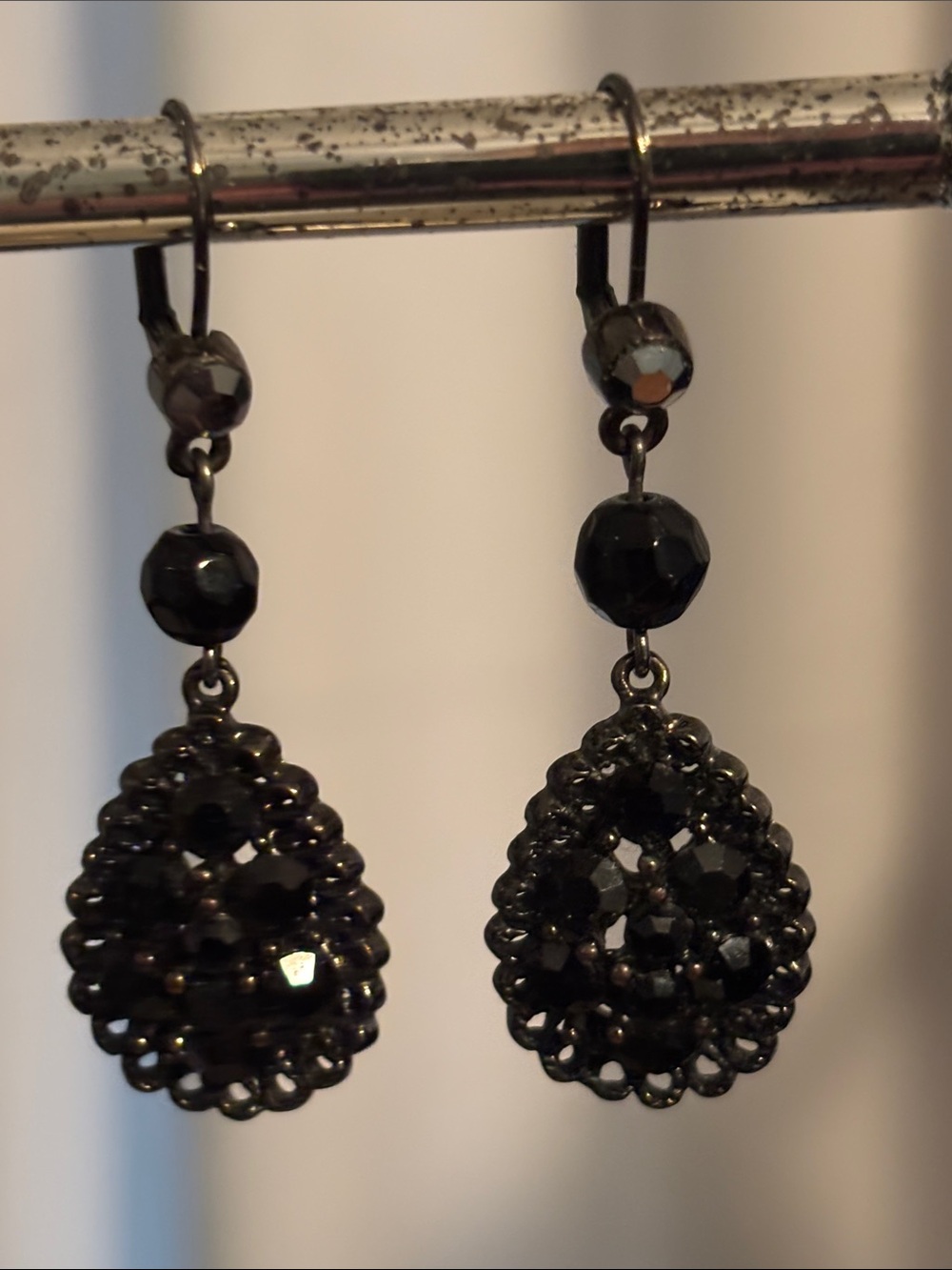Vintage Black Faceted Bead Filagree Teardrop Earrings - Women Jewelry